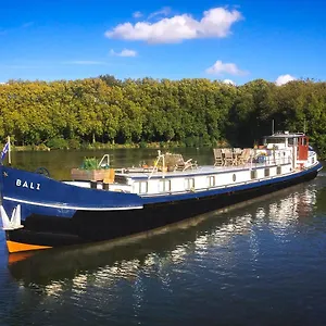 Bateau Péniche Au Coeur De , Lille France