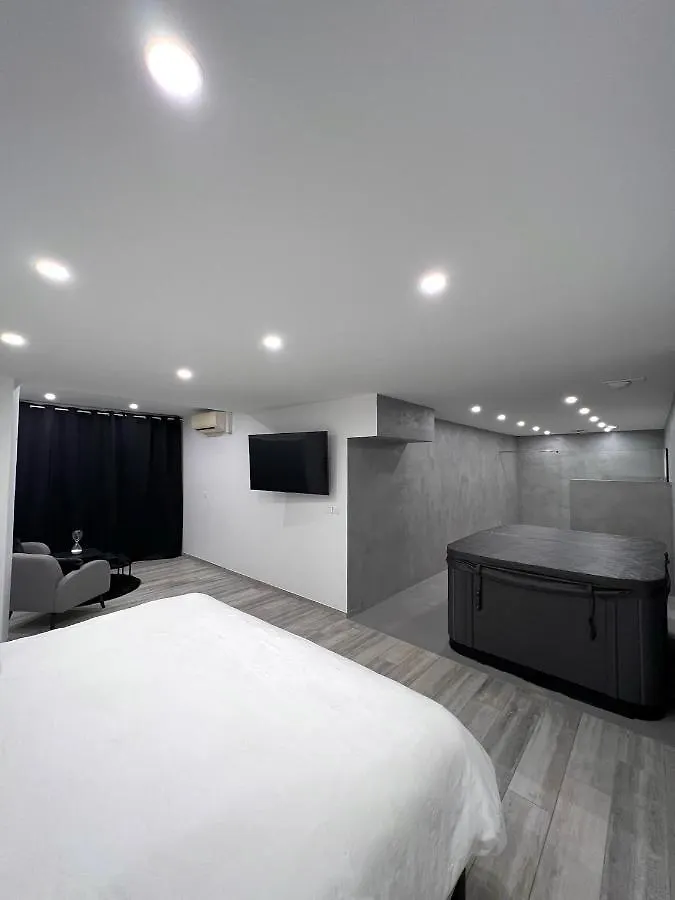 Bed & Breakfast Lovenest Marseille